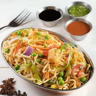 Vegetable Hakka Noodles
